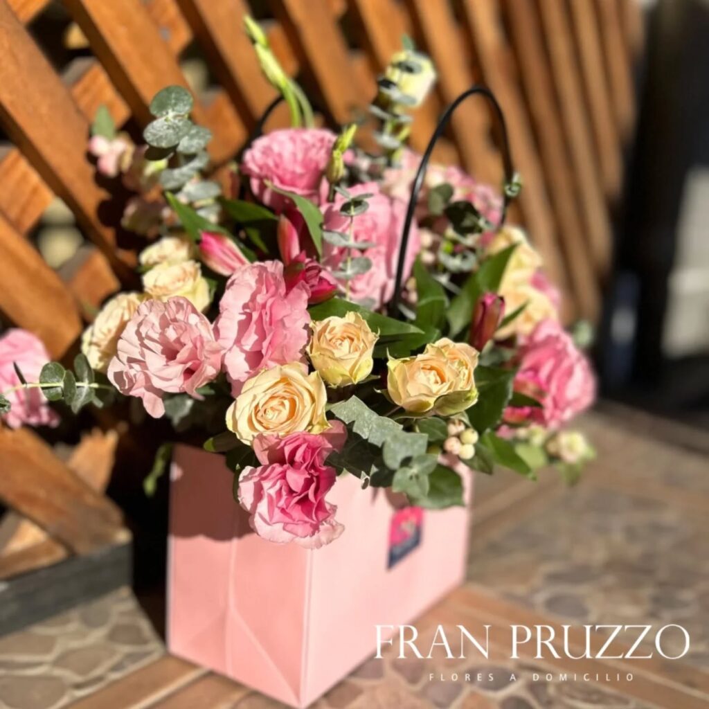 Instagram post from floreria_franpruzzo.cl. This post is in position 1.