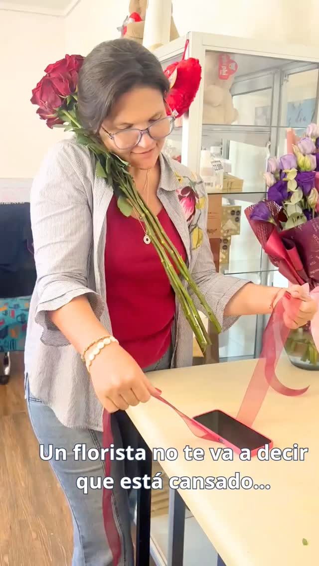 Instagram post from floreria_franpruzzo.cl. This post is in position 10.